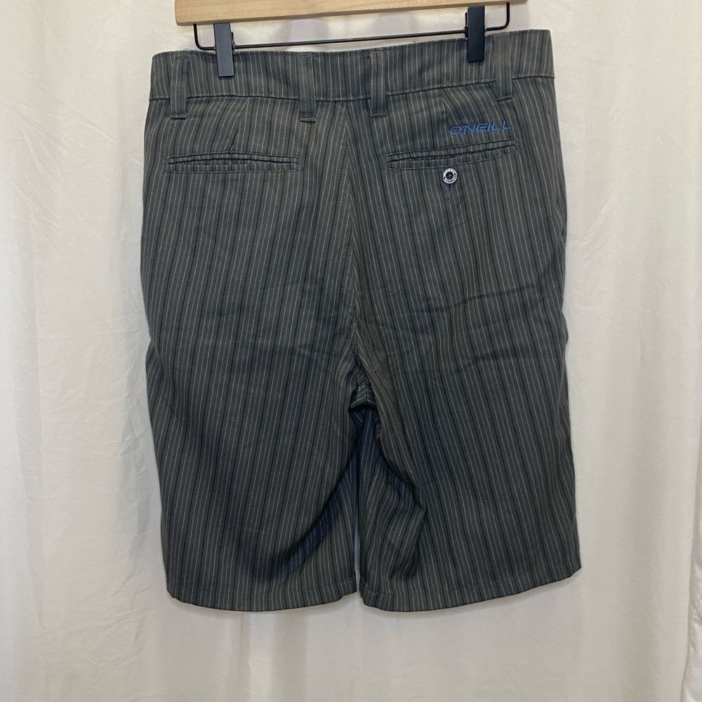 O’Neill gray striped shorts, size 31 - Picture 4 of 6